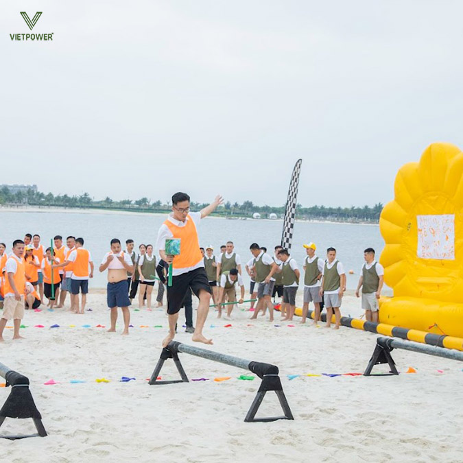 Chi phí tổ chức teambuilding bãi biển