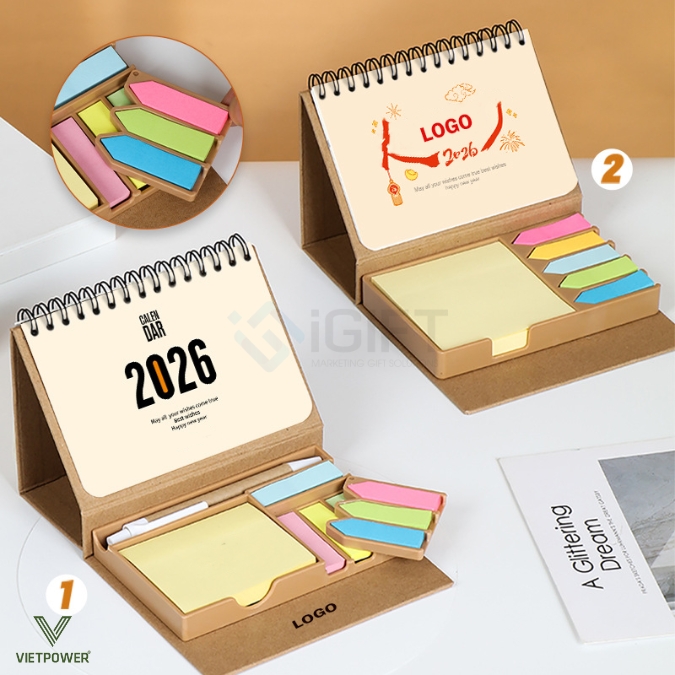 Lịch để bàn giúp trang trí góc làm việc, trong khi sổ tay là vật dụng hữu ích cho công việc