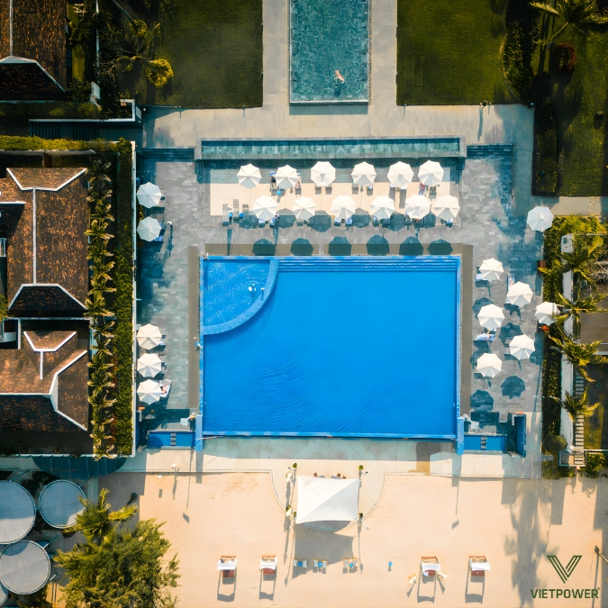 Pullman Danang Beach Resort mang đến không gian sang trọng, đẳng cấp