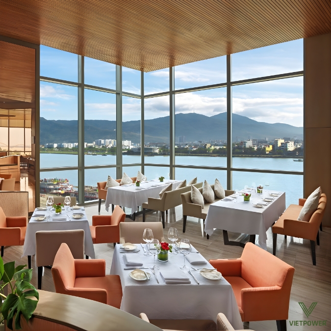 Novotel Danang là địa điểm tổ chức gala dinner kết hợp tiệc tối và ngắm thành phố lung linh về đêm