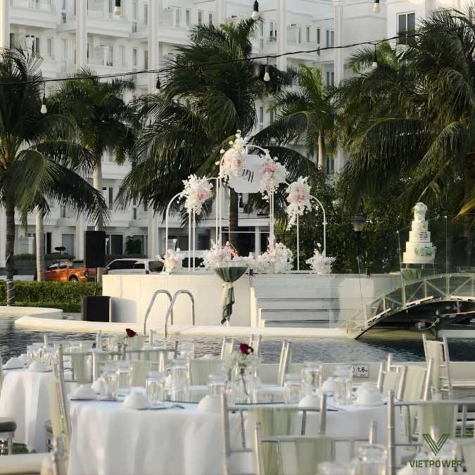 Để gala dinner diễn ra trọn vẹn, bạn cần chú ý đến chất lượng hệ thống kỹ thuật tại nhà hàng