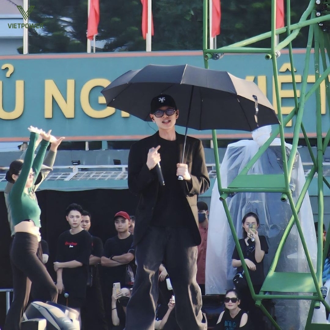 Rehearsal là bước bắt buộc đối với mọi chương trình chuyên nghiệp vì nó mang lại nhiều lợi ích thiết thực