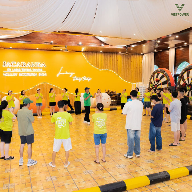 Trò chơi Đứng – ngồi – nhảy