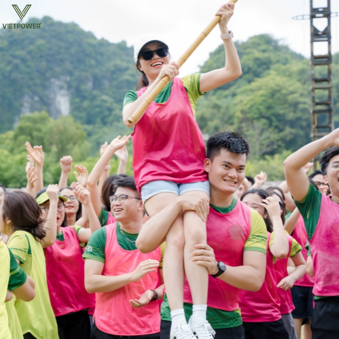 Trò chơi team building ngoài trời