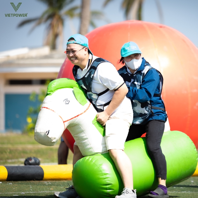 Thử thách đòi hỏi tinh thần đồng đội và sự phối hợp nhịp nhàng giữa các thành viên