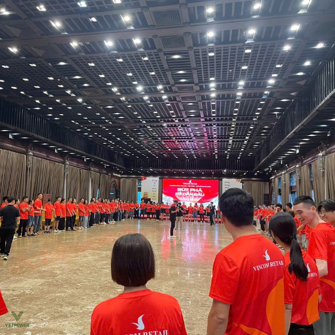 Chương trình team building kết hợp đào tạo tại trung tâm hội nghị