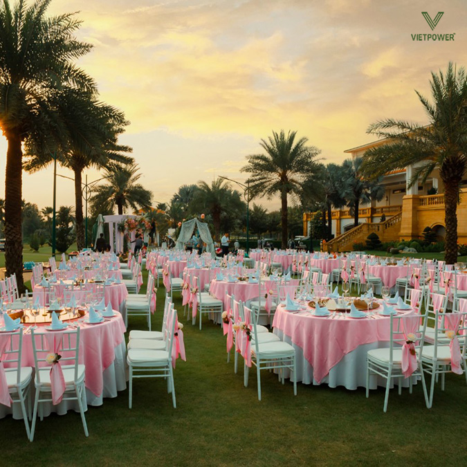 Concept: Tiệc vườn thơ mộng