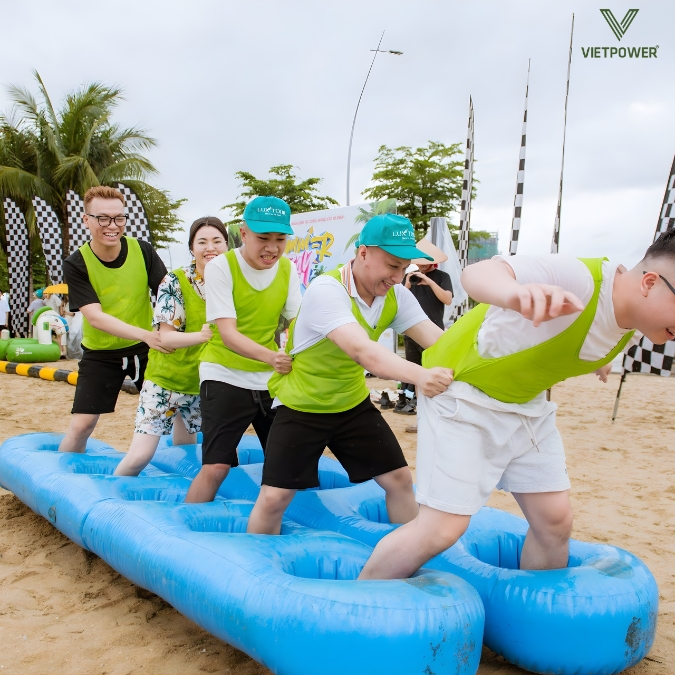 Các hoạt động team building ngoài trời ngày càng được nhiều doanh nghiệp lựa chọn