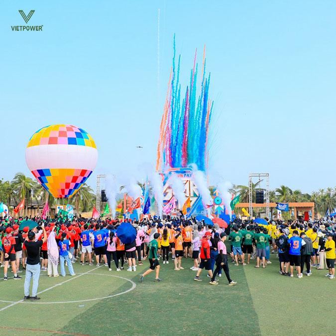 Vạn Đắc Phúc là cái tên gắn liền với những sự kiện team building quy mô lớn