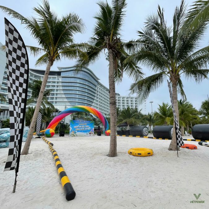 Bãi biển riêng của khách sạn phù hợp với chương trình 2N1D hoặc 3N2D