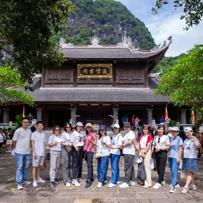 Chi phí tổ chức gala dinner du lịch