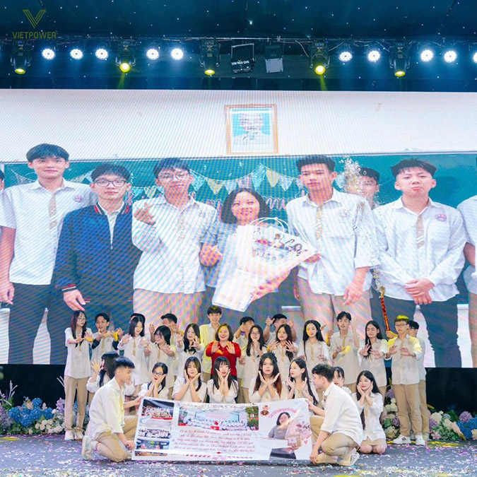 Chi phí tổ chức gala dinner học sinh
