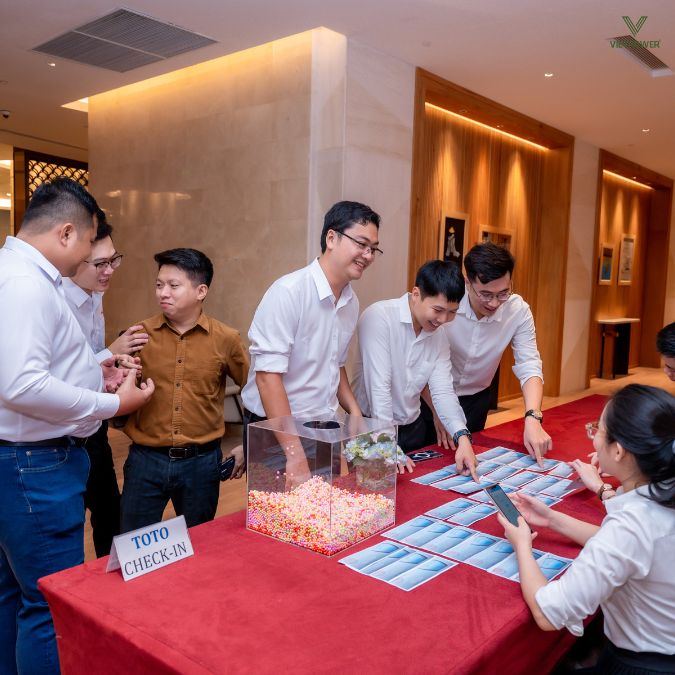 Ưu tiên lựa chọn phòng họp, hội trường đạt tiêu chuẩn