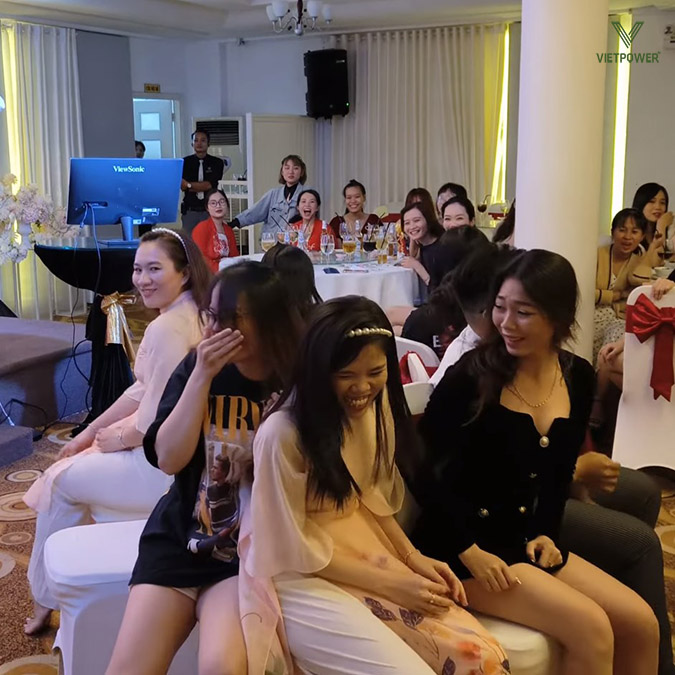 Trò chơi Chiếc ghế quyền lực