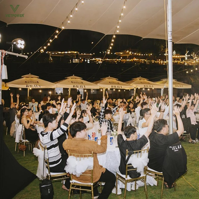 Trò chơi Sóng biển dâng trào