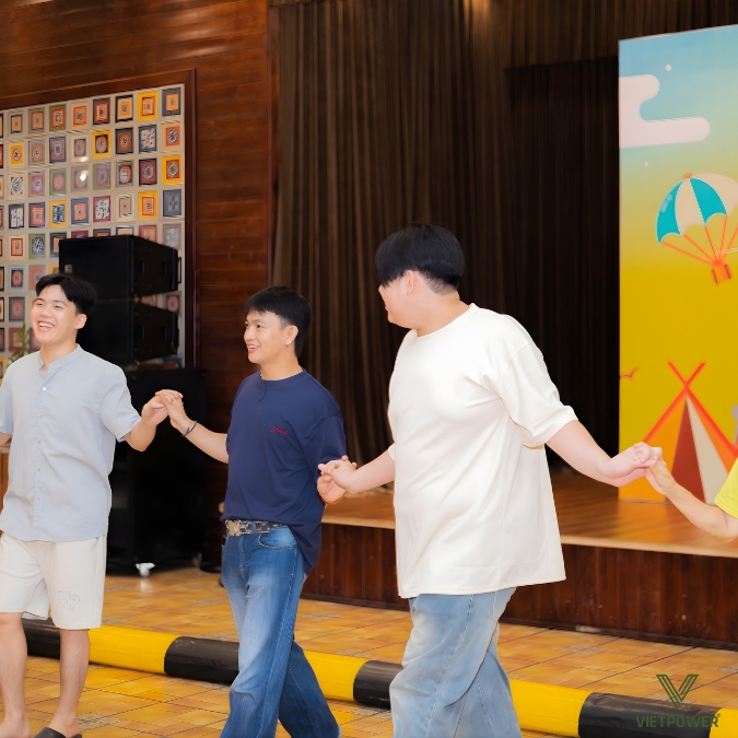 Trò chơi Vũ điệu hóa đá