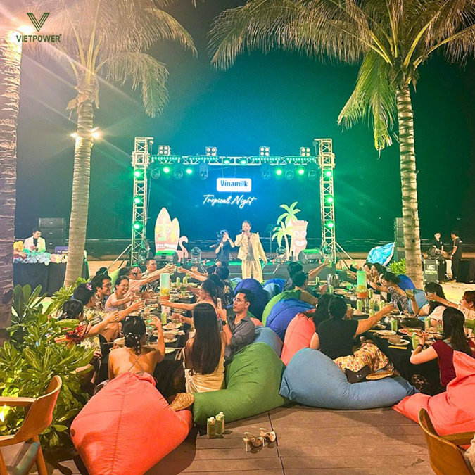 Tropical beach party – Nhiệt đới sôi động