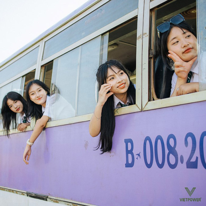 Chủ đề Chuyến xe thanh xuân