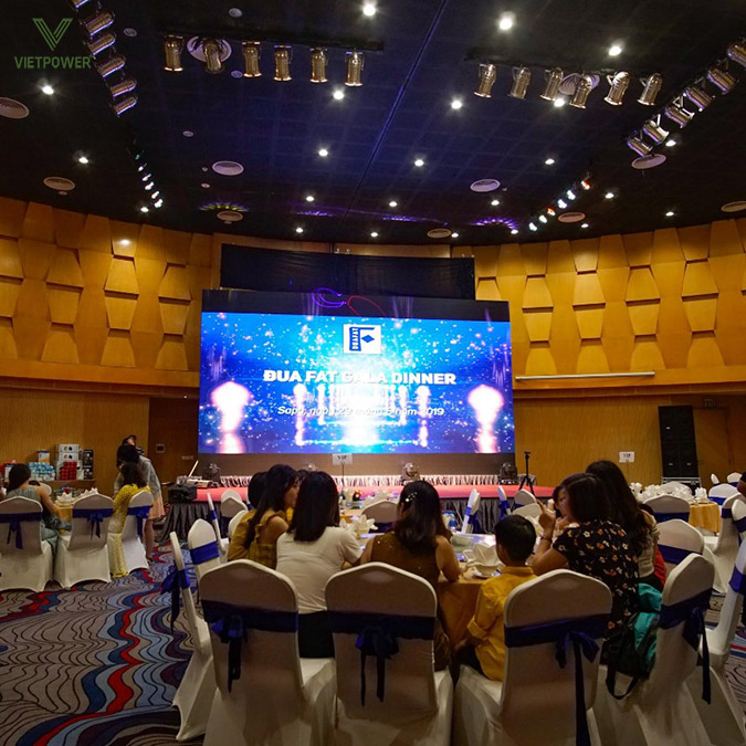 Chủ đề Đêm tiệc "Ngày ấy và Bây giờ"