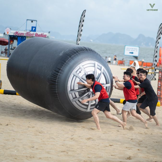 Trò chơi bánh xe hơi F1 mô phỏng sự kịch tính của một đường đua chuyên nghiệp