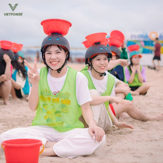 Khi tổ chức team building trên biển, yếu tố an toàn cần được đặt lên hàng đầu