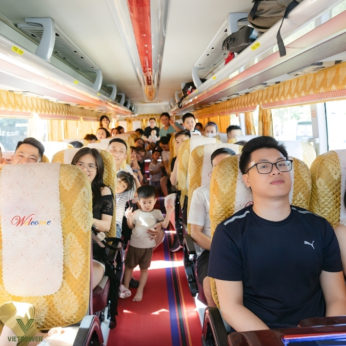 Đặc điểm của trò chơi team building trên xe