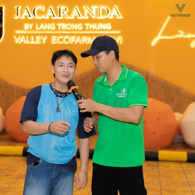 Khởi động trí óc với những câu hỏi ngắn và vui nhộn, giúp người tham gia tập trung