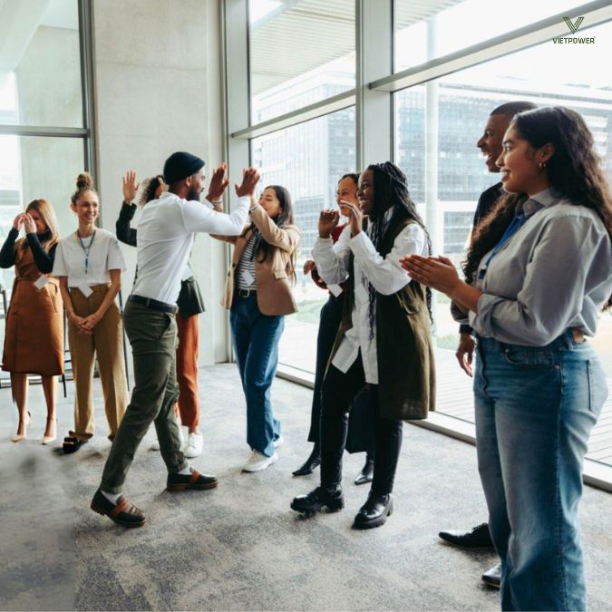 Trò chơi team building trong văn phòng
