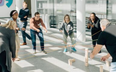 trò chơi team building trong văn phòng