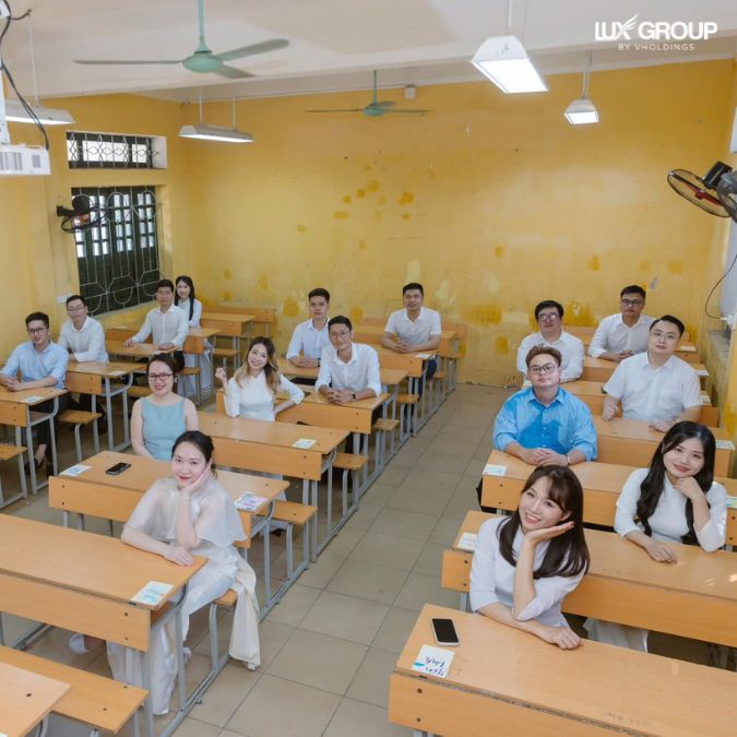 Tái hiện lớp học năm xưa mang đến sự gắn kết tự nhiên và giàu cảm xúc
